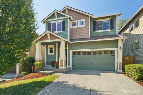 37639 30th Pl S, Federal Way, WA, 98003-7791 | Card Image