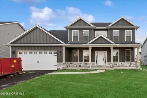 8801 Harlow Ct, Sylvania, OH, 43560-8527 | Card Image