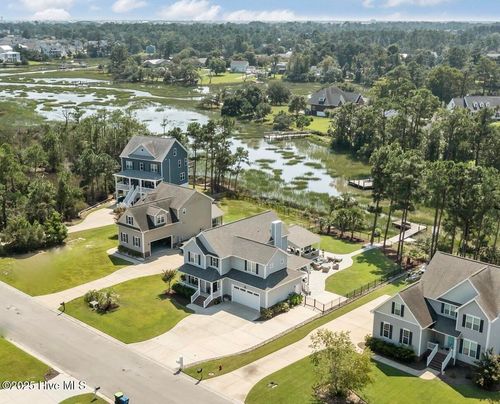 2411 Marsh Tern Ln, Morehead City, NC, 28557-4772 | Card Image