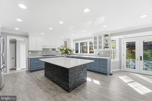 114 Erin Dr, Warrenton, VA, 20186-2831 | Card Image