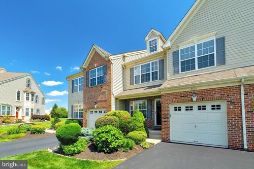 2513 Wellington Way, Telford, PA, 18969-1078 | Card Image