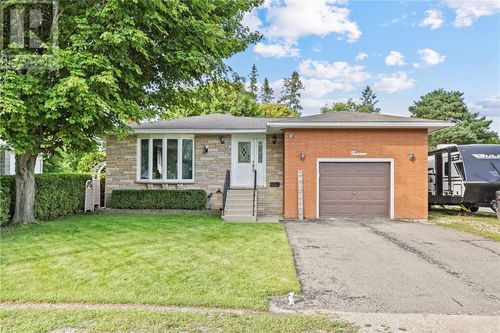 14 Vankoughnet St W, Little Current, ON, P0P | Card Image