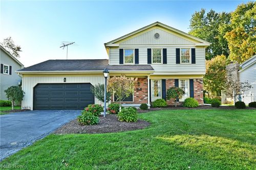 1050 Westport Drive, Boardman, OH, 44511 | Card Image