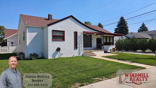 416 E 26th Ave, Torrington, WY, 82240-2105 | Card Image