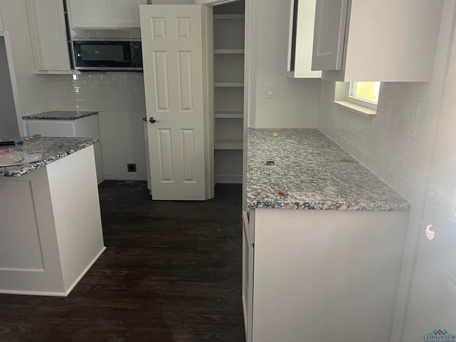 2808 Park Dr, House other with 3 bedrooms, 2 bathrooms and null parking in Marshall TX | Image 8