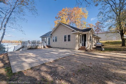 4469 Canal Dr, Harrison, MI, 48625 | Card Image