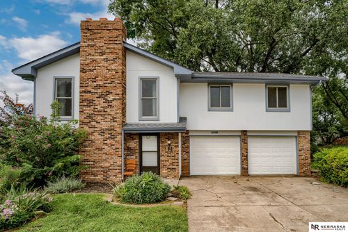 5618 N 116th Avenue Cir, Omaha, NE, 68164-1426 | Card Image