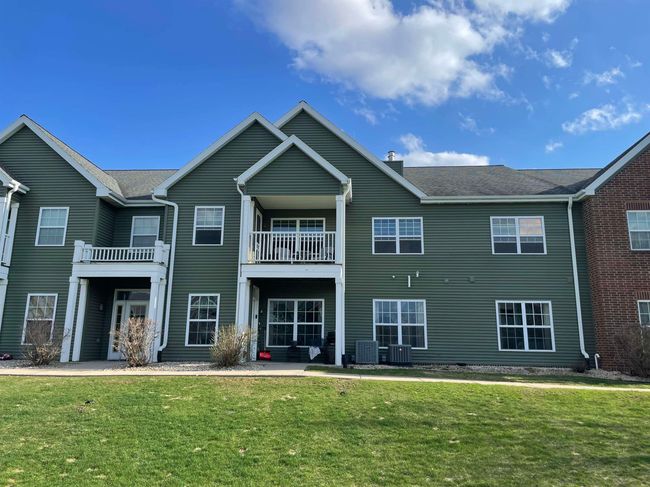UNIT-8 - 2998 Triumph Dr, Condo with 2 bedrooms, 2 bathrooms and null parking in Sun Prairie WI | Image 19