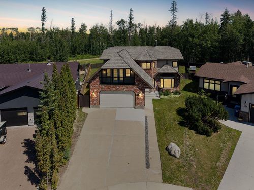 118 Dickins Close, Fort Mcmurray, AB, T9K1X5 | Card Image