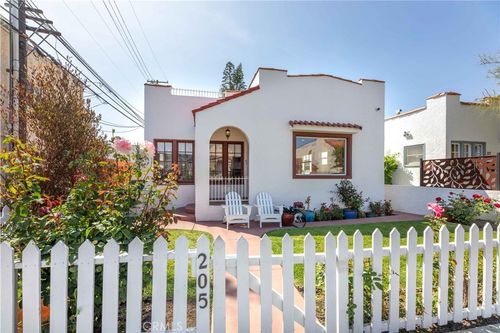 205 Argonne Ave, Long Beach, CA, 90803-1735 | Card Image