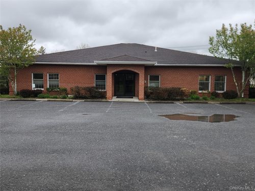 214 West St, Warwick, NY, 10990-3214 | Card Image