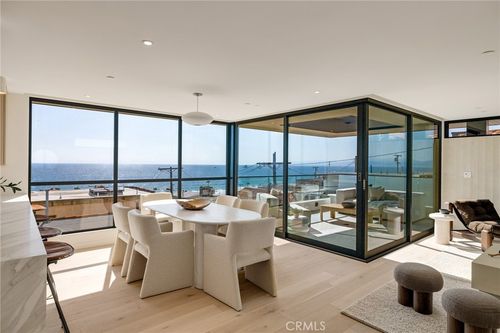 228 Moonstone St, Manhattan Beach, CA, 90266-3040 | Card Image