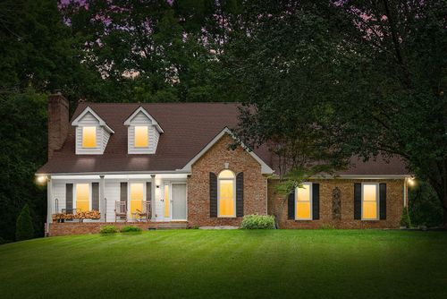 1731 Creekview Ct, Adams, TN, 37010-8958 | Card Image