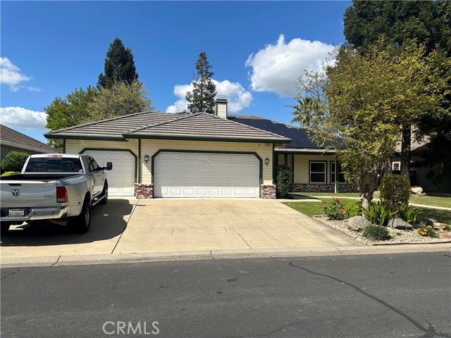 Emerald St, Chowchilla, CA 93610