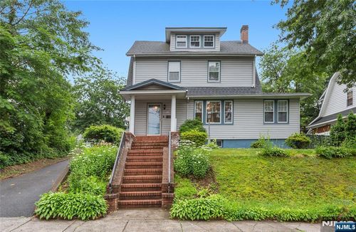171 Jackson Ave, Rutherford, NJ, 07070-1813 | Card Image
