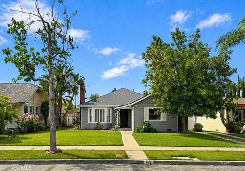 756 E Columbia Ave, Pomona, CA, 91767-4032 | Card Image