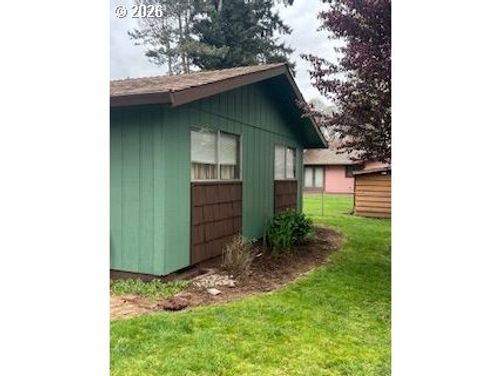 33821 Se Oak St, Scappoose, OR, 97056-3317 | Card Image