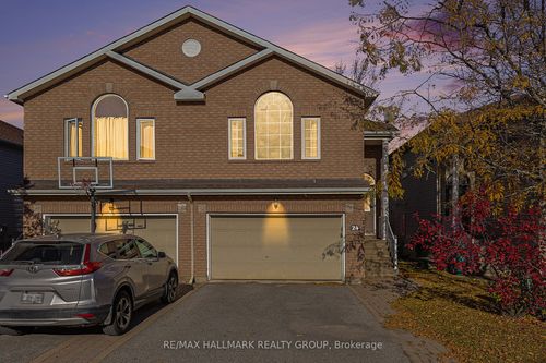 24 Castle Glen Cres, Kanata, ON, K2L4H1 | Card Image