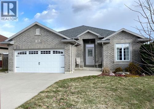 30 Lanz Blvd, Blenheim, ON, N0P1A0 | Card Image