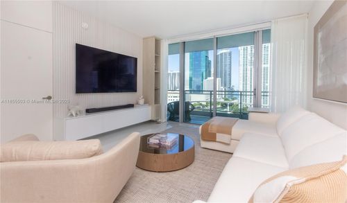 apt-1711-92 Sw 3rd St, Miami, FL, 33130-3080 | Card Image