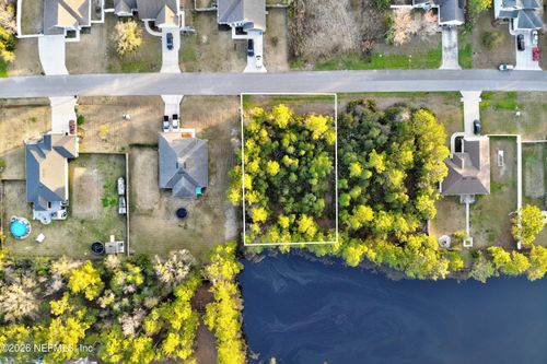 312 Crystal Lake Dr, ST AUGUSTINE, FL, 32084-9302 | Card Image