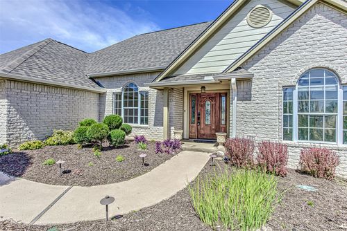 703 Amy Cir, Marble Falls, TX, 78654-4005 | Card Image