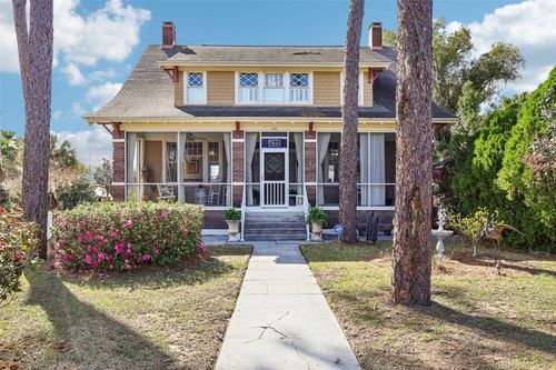 422 S Center St, EUSTIS, FL, 32726-4805 | Card Image