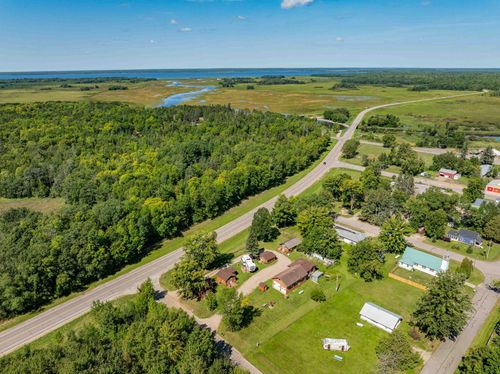 2 4th Ave E, Federal Dam, MN, 56641-6752 | Card Image