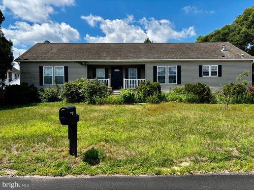 561 Inman Ave, CINNAMINSON, NJ, 08077-1605 | Card Image