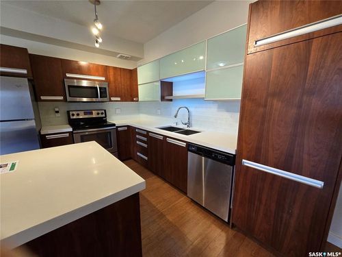 1610-1015 Patrick Cres, Saskatoon, SK, S7W0M3 | Card Image