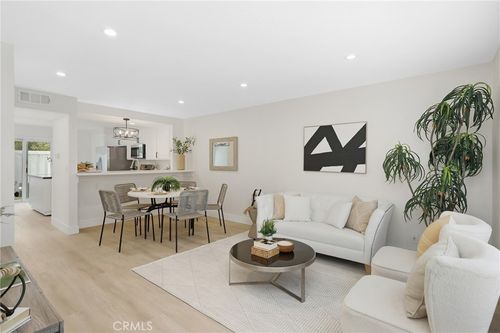 25885 Trabuco Rd, Lake Forest, CA, 92630-6602 | Card Image