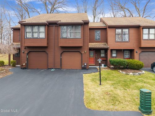 641 Top Ridge Dr, Albany, NY, 12203-5614 | Card Image