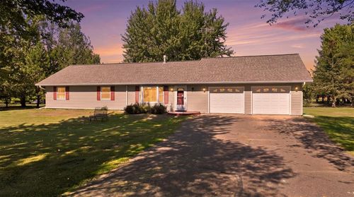 211 Pederson Dr, Shell Lake, WI, 54871-8892 | Card Image