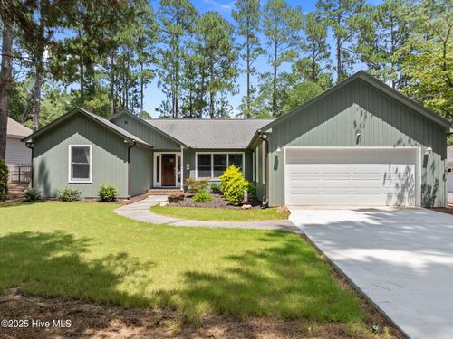 140 Tamarisk Ln, Pinehurst, NC, 28374-8302 | Card Image