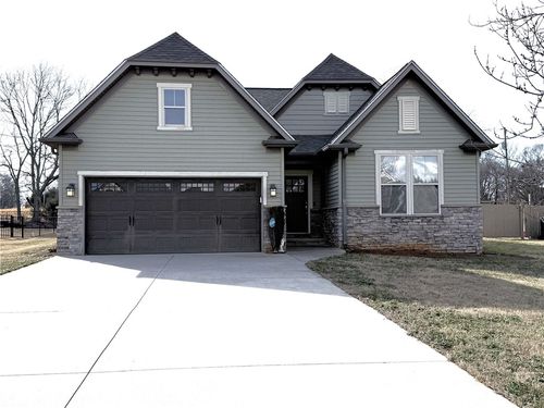 1011 Drakes Xing, Anderson, SC, 29625-1964 | Card Image