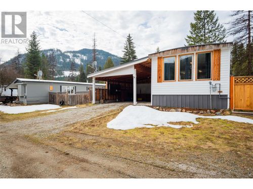 8 Royal Oak Drive, Salmo, BC, V0G1Z0 | Card Image