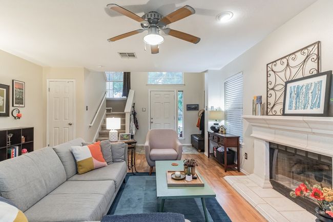 2912 Feathercrest Dr, House other with 3 bedrooms, 3 bathrooms and 4 parking in Austin TX | Image 6