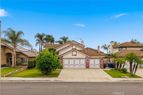 576 E Tam O Shanter St, Ontario, CA, 91761 | Card Image