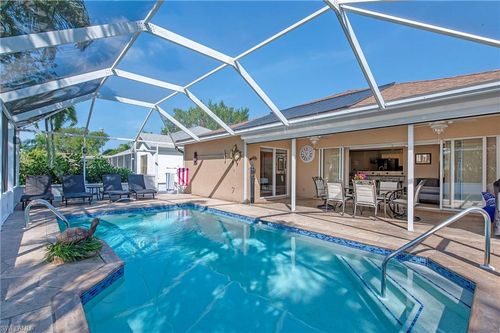 5060 Coldstream Ln, NAPLES, FL, 34104-4736 | Card Image