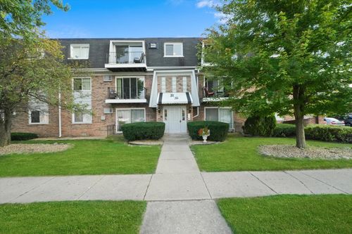 207-10304 Ridgeland Avenue, Chicago Ridge, IL, 60415 | Card Image