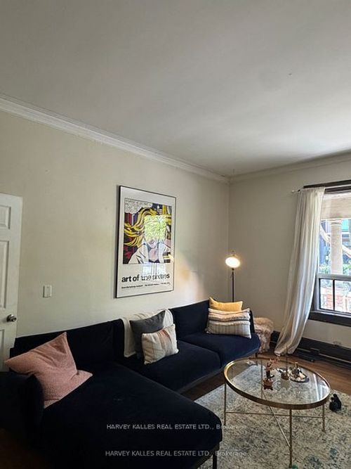 200-678 Huron St, Toronto, ON, M5R2R9 | Card Image