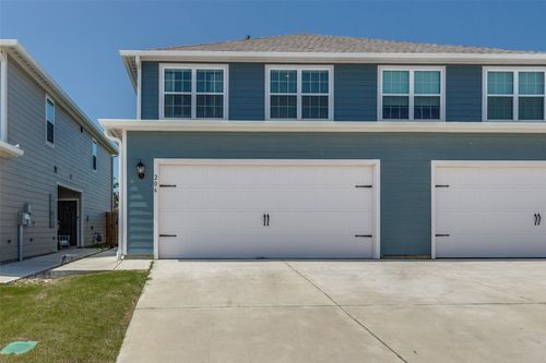 206 Marsh Ln, Princeton, TX, 75407-5761 | Card Image