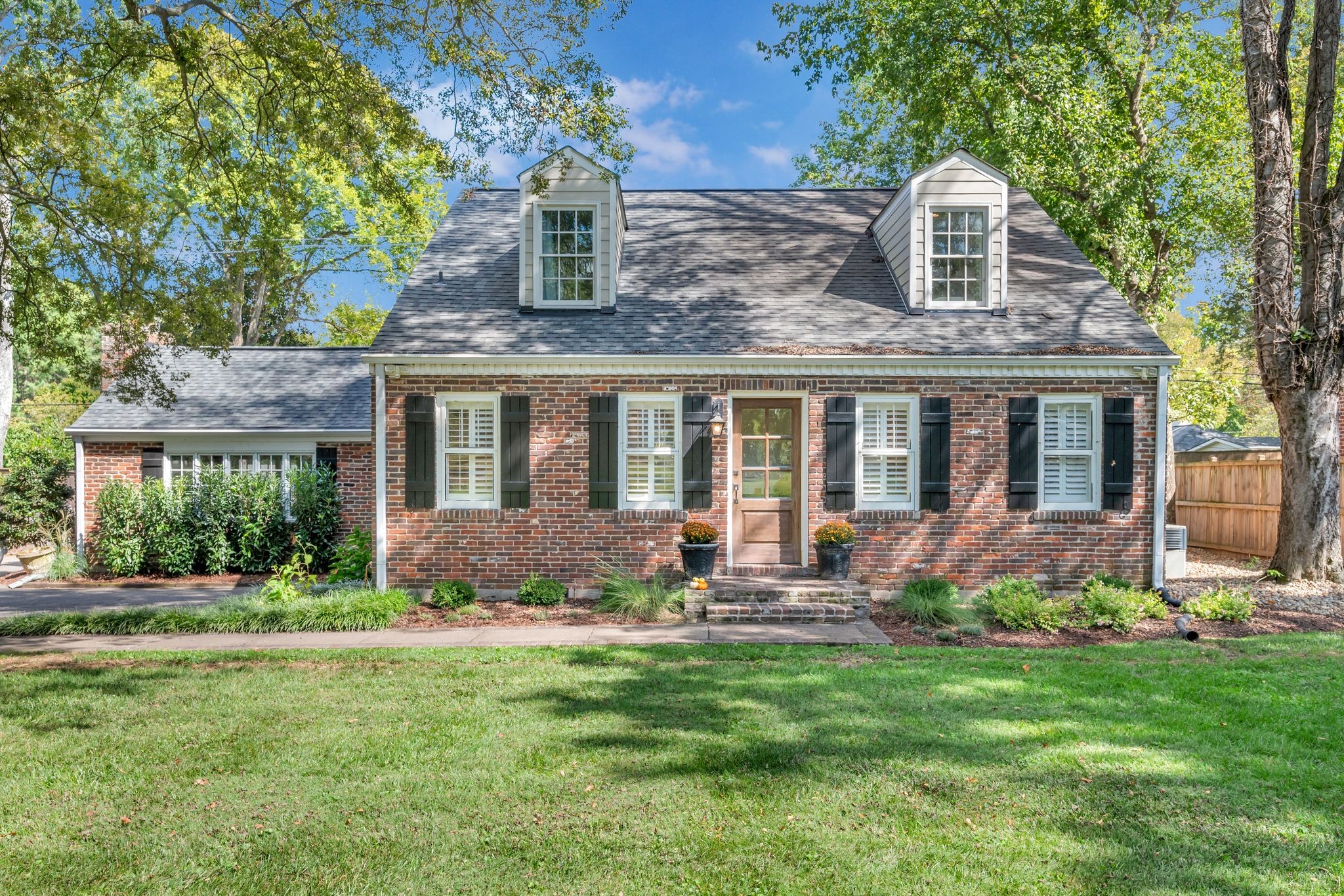 Page Rd, Nashville, TN 37205
