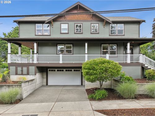 829 Se Umatilla St, Portland, OR, 97202-6940 | Card Image