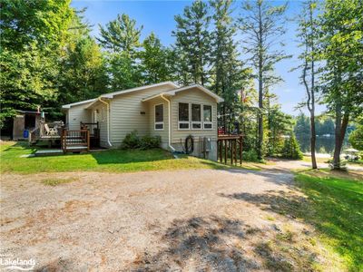 1041 Big Island Rd, House other with 3 bedrooms, 1 bathrooms and 7 parking in Bracebridge ON | Image 3