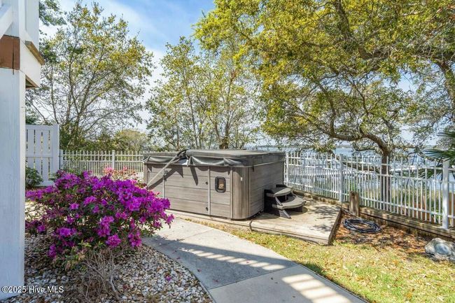 Hot Tub | Image 21