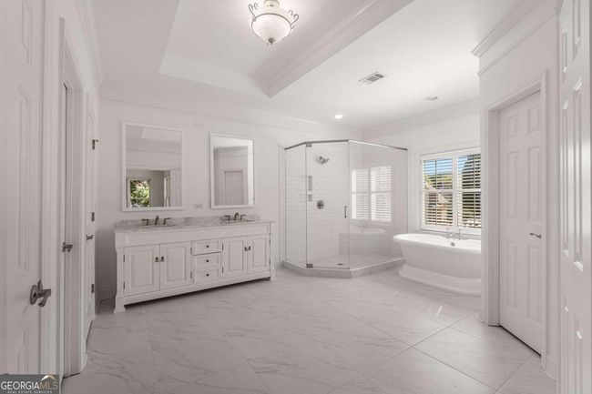 5080 Riverlake Dr, House other with 6 bedrooms, 6 bathrooms and 3 parking in Peachtree Corners GA | Image 19