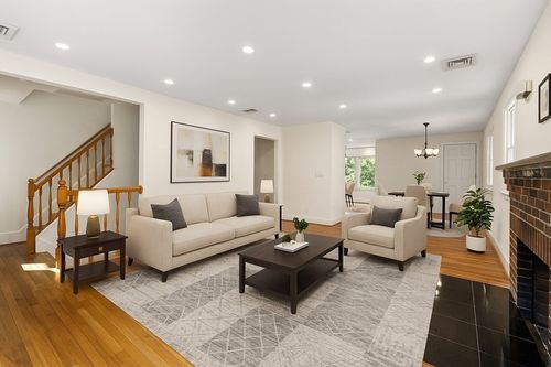 34-32 Miller Road, Newton, MA, 02459 | Card Image