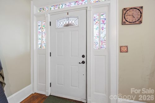 707 S York St, Gastonia, NC, 28052-4041 | Card Image