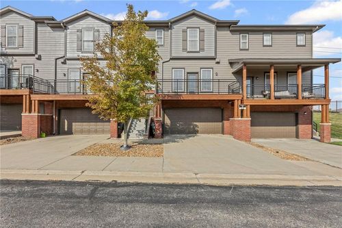 apt-b26-5245 Overland Dr, Lawrence, KS, 66049-3900 | Card Image
